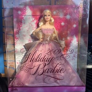 Barbie 2009 Holiday Doll in Sparkling Pink
